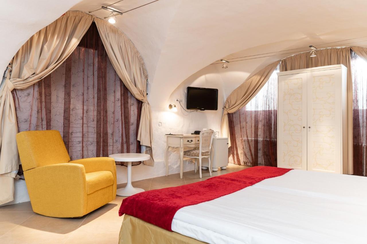 Meriton Old Town Garden Hotel Tallinn Extérieur photo