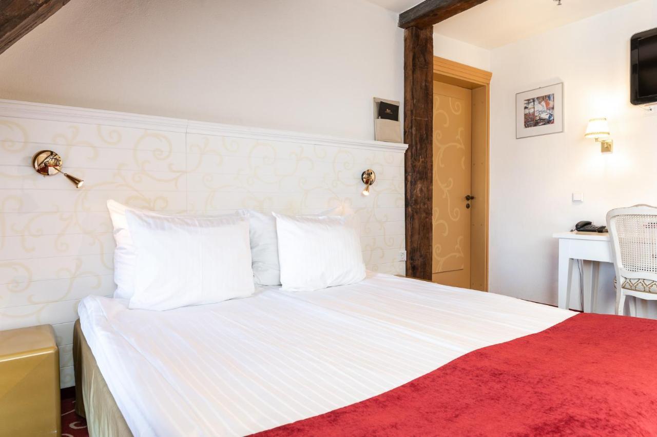 Meriton Old Town Garden Hotel Tallinn Extérieur photo