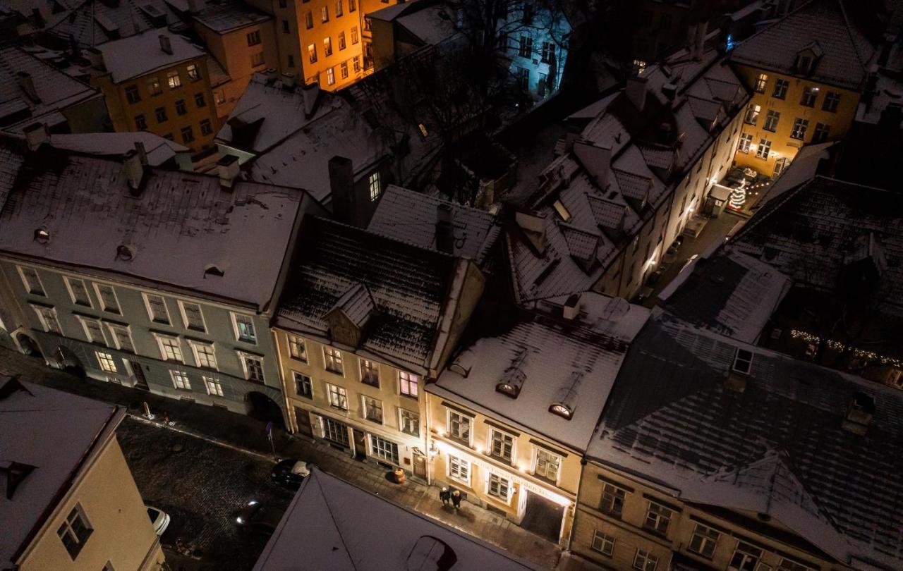 Meriton Old Town Garden Hotel Tallinn Extérieur photo