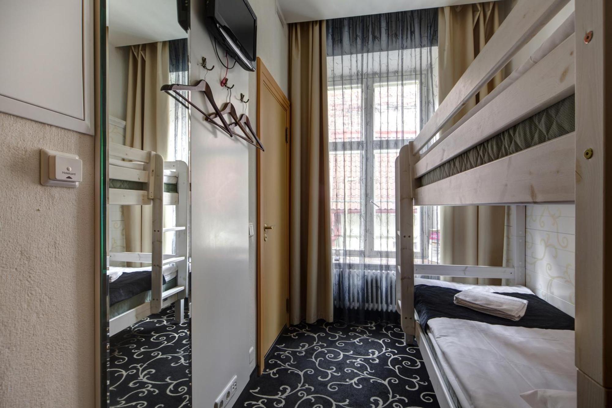 Meriton Old Town Garden Hotel Tallinn Chambre photo