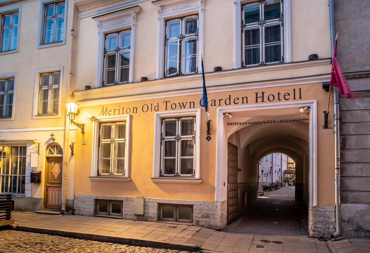 Meriton Old Town Garden Hotel Tallinn Extérieur photo