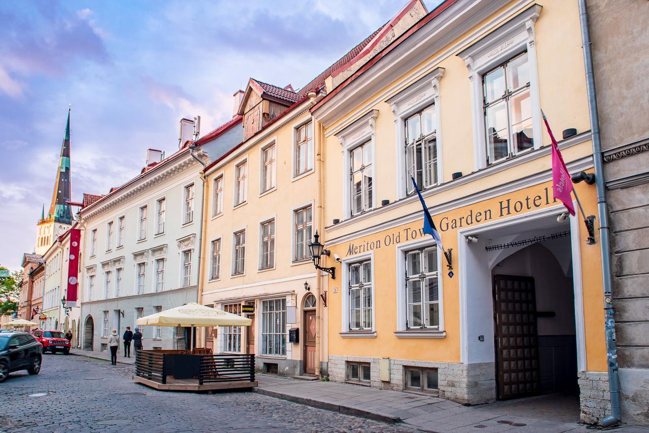 Meriton Old Town Garden Hotel Tallinn Extérieur photo