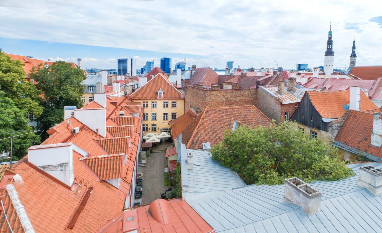 Meriton Old Town Garden Hotel Tallinn Extérieur photo