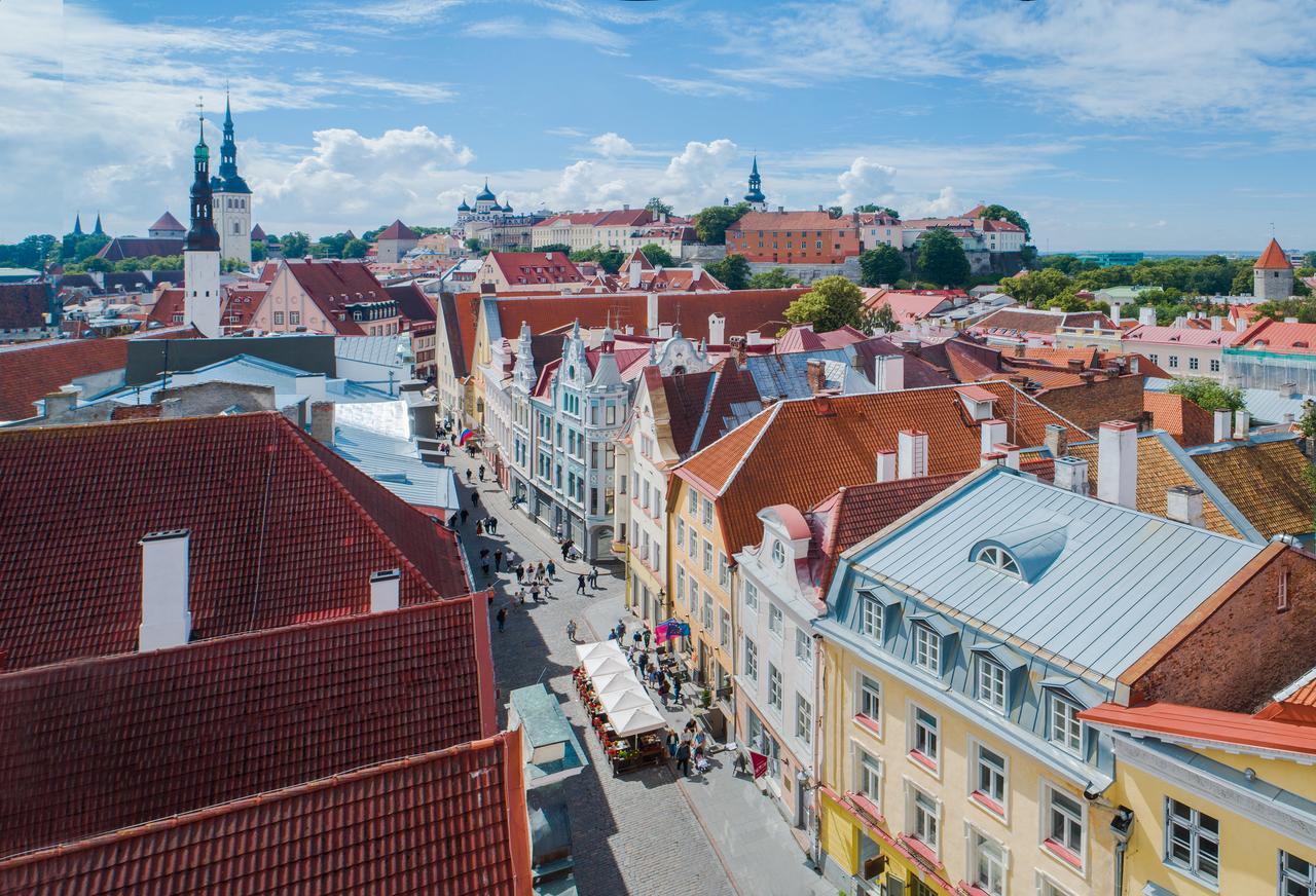 Meriton Old Town Garden Hotel Tallinn Extérieur photo