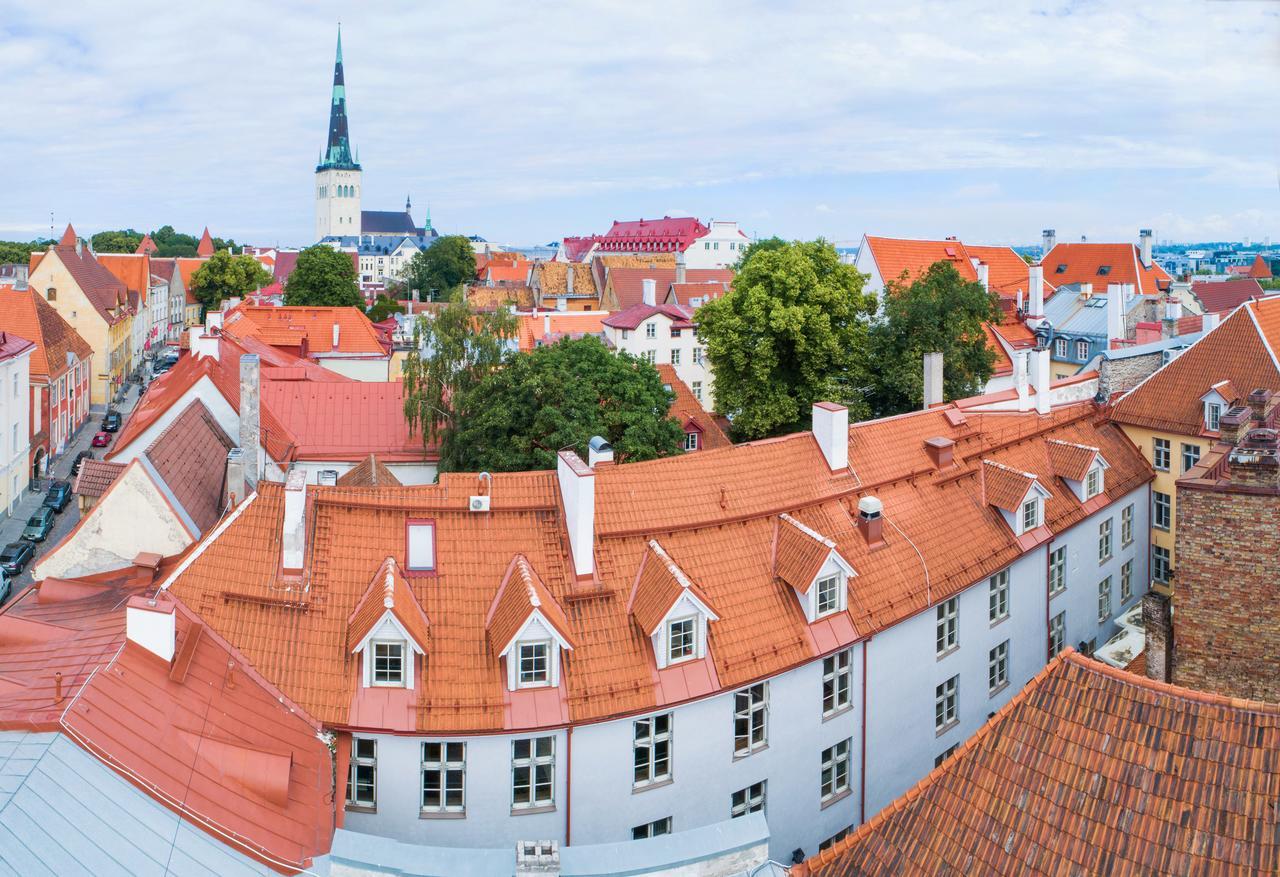 Meriton Old Town Garden Hotel Tallinn Extérieur photo