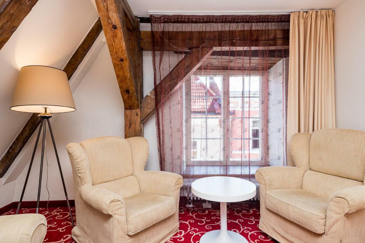 Meriton Old Town Garden Hotel Tallinn Extérieur photo