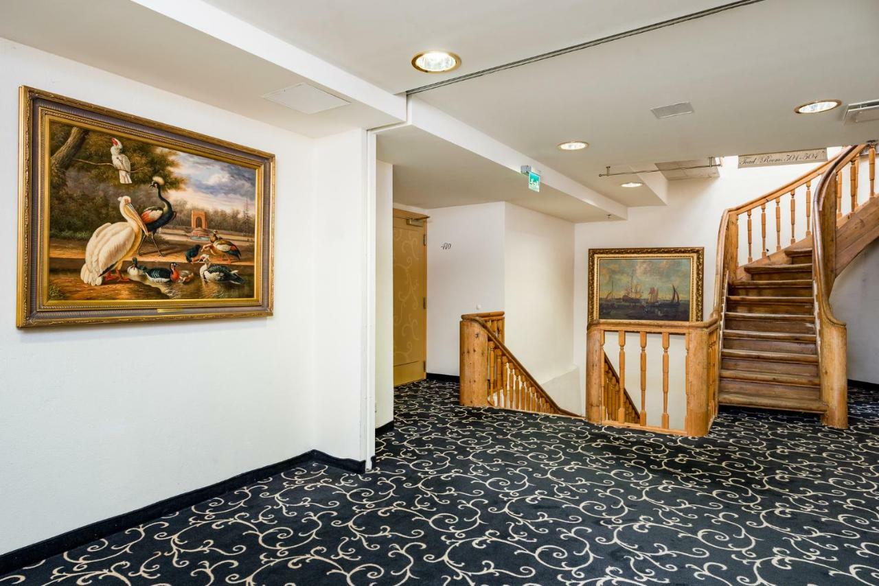 Meriton Old Town Garden Hotel Tallinn Extérieur photo